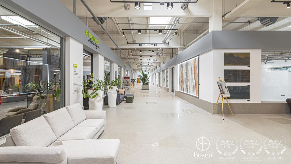 BOSEN | Obchodný priestor v New Living Center, 135 m2, Rožňavská ul.