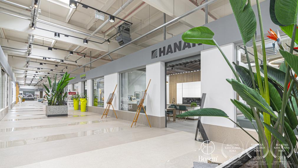 BOSEN | Obchodný priestor v New Living Center, 135 m2, Rožňavská ul.