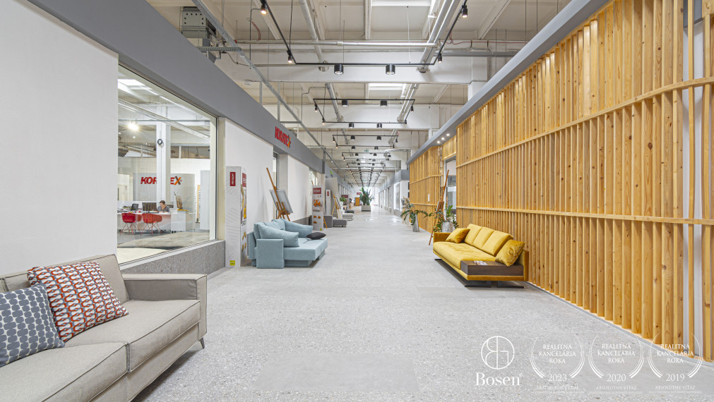 BOSEN | Obchodný priestor v New Living Center, 26 m2, Rožňavská ul.