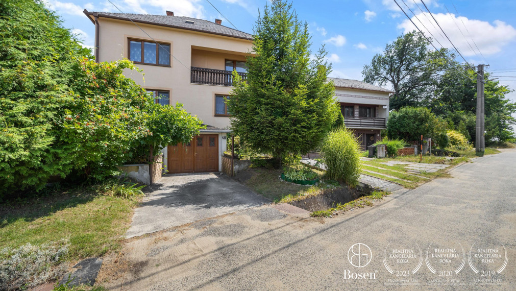 BOSEN | Dvojpodlažný podpivničený rodinný dom s veľkým pozemkom pri lese