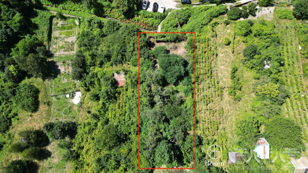 BOSEN | Building plot suitable for the construction of a family house in the town of Svätý Jur, 1006 m2