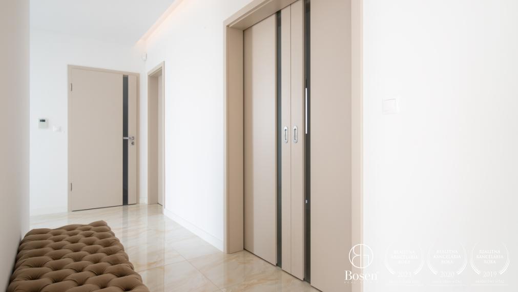 PREDANÉ | BOSEN | Luxusný RD s hosťovským domom a s bazénom