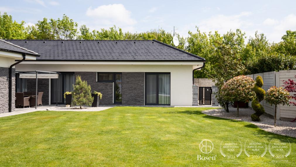 PREDANÉ | BOSEN | Luxusný RD s hosťovským domom a s bazénom