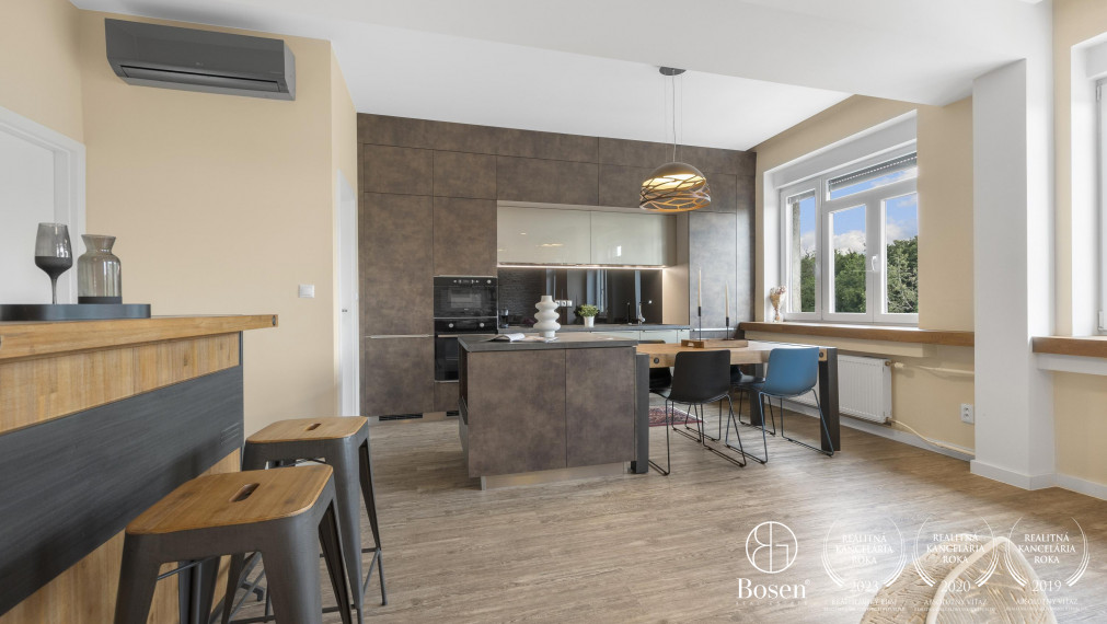 PREDANÝ - BOSEN | Vkusný 3 izb. byt po kompletnej rekonštrukcii, ulica Pražská, Bratislava - Staré Mesto, 88 m2