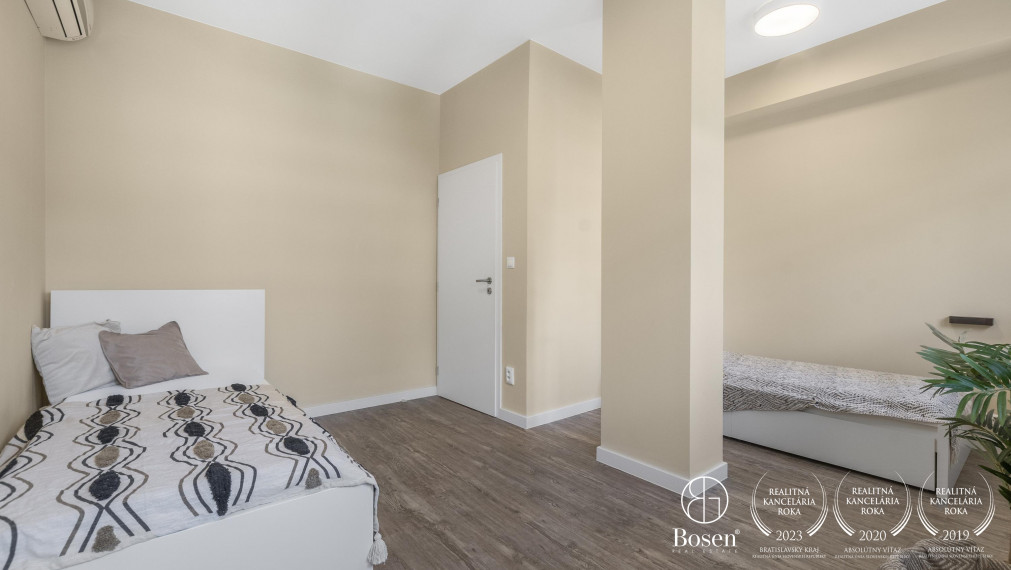 PREDANÝ - BOSEN | Vkusný 3 izb. byt po kompletnej rekonštrukcii, ulica Pražská, Bratislava - Staré Mesto, 88 m2