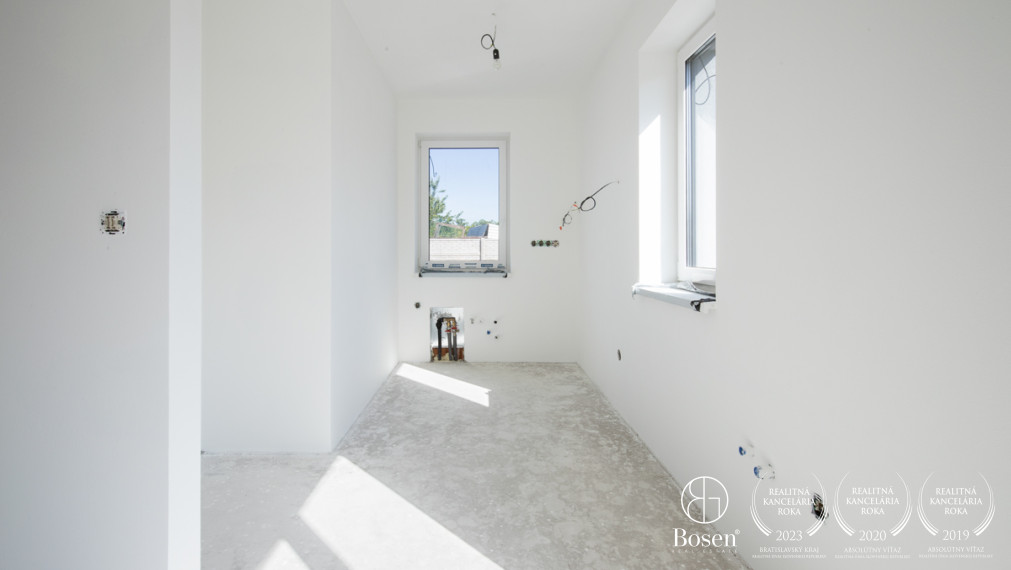 BOSEN | Poschodový 3i RD v Gabčíkove, ZNÍŽENÁ CENA!!!