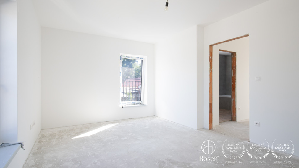 BOSEN | Poschodový 3i RD v Gabčíkove, ZNÍŽENÁ CENA!!!