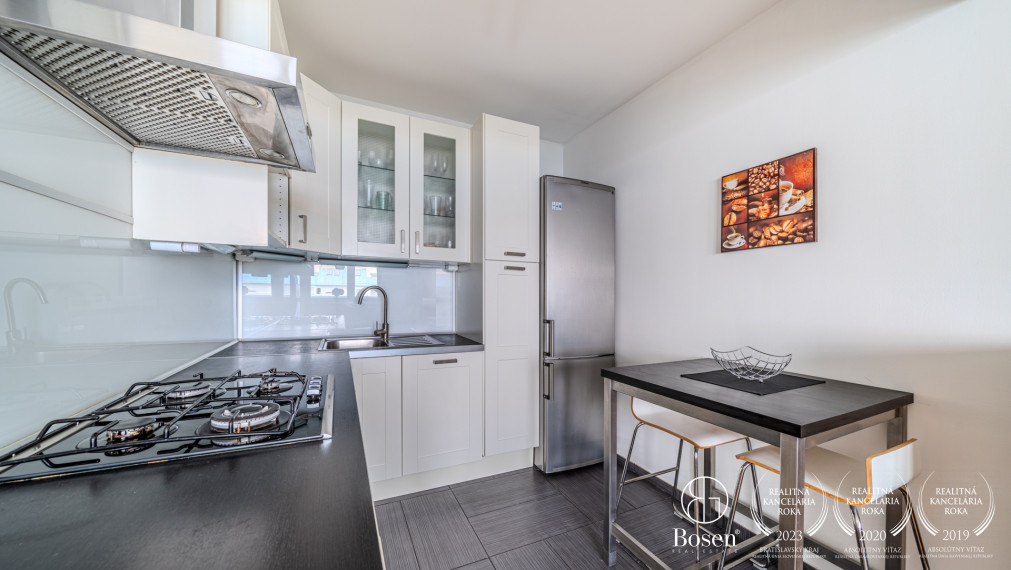 BOSEN | Zariadený 2 izbový byt v blízkosti lesoparku, 55,93 m2, ul. Bebravská, Bratislava - Vrakuňa