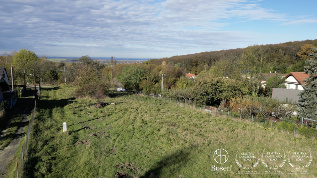 BOSEN | Stavebný pozemok s krásnym okolím, Marianka, 1000 m2