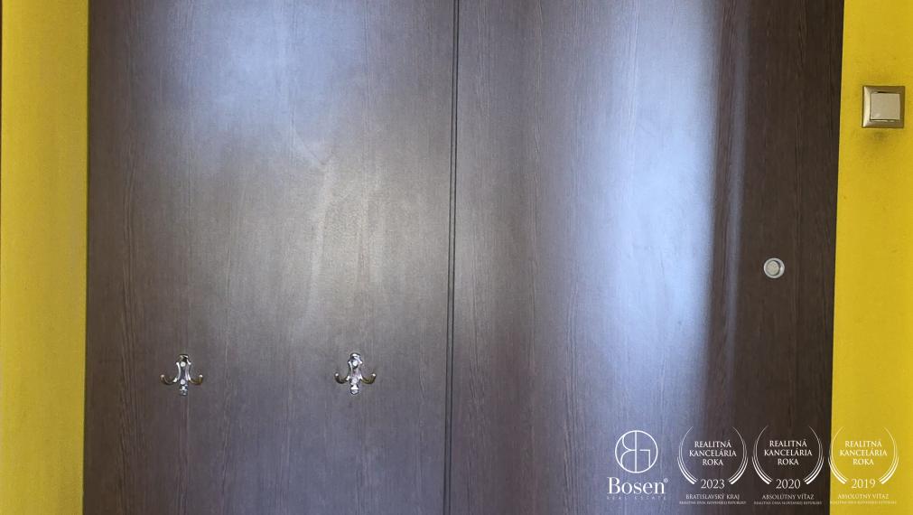 BOSEN | 4 izbový priestranný čiastočne zariadený byt na prenájom, Dunajská Streda