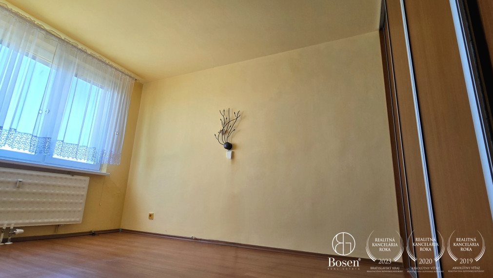 BOSEN | 4 izbový priestranný čiastočne zariadený byt na prenájom, Dunajská Streda