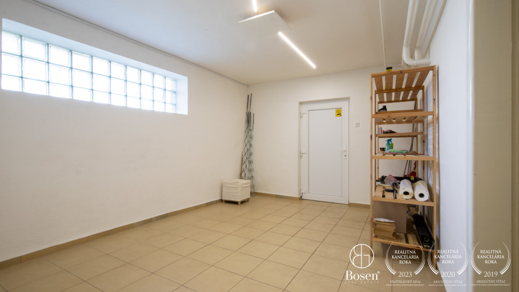 BOSEN |  RD s rozlohou 300m² pri termálnom kúpalisku