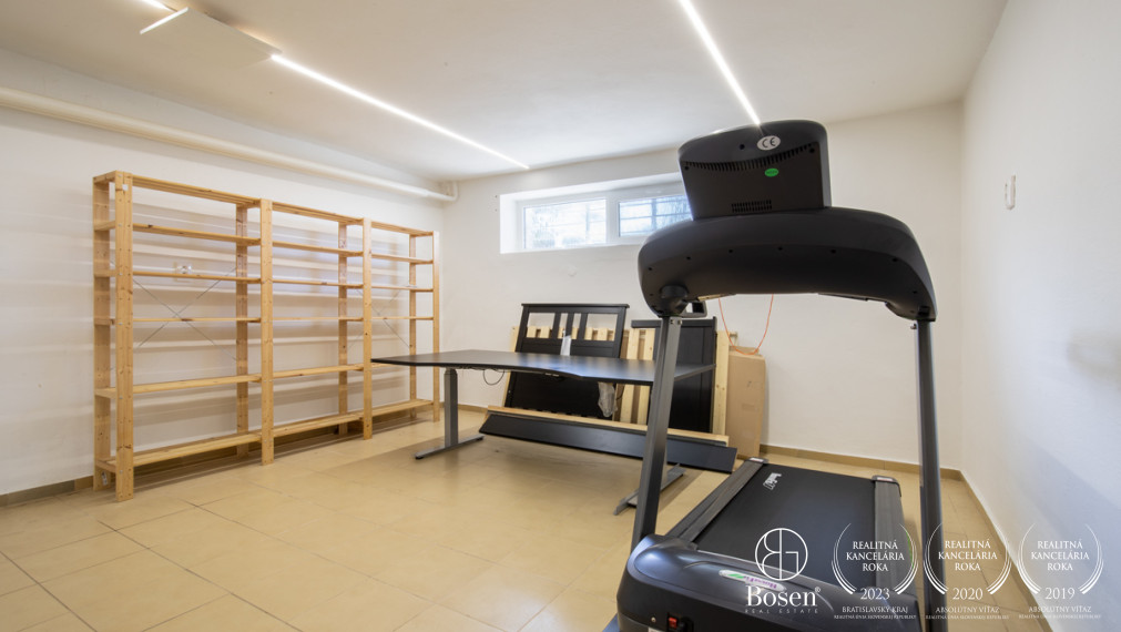 BOSEN |  RD s rozlohou 300m² pri termálnom kúpalisku