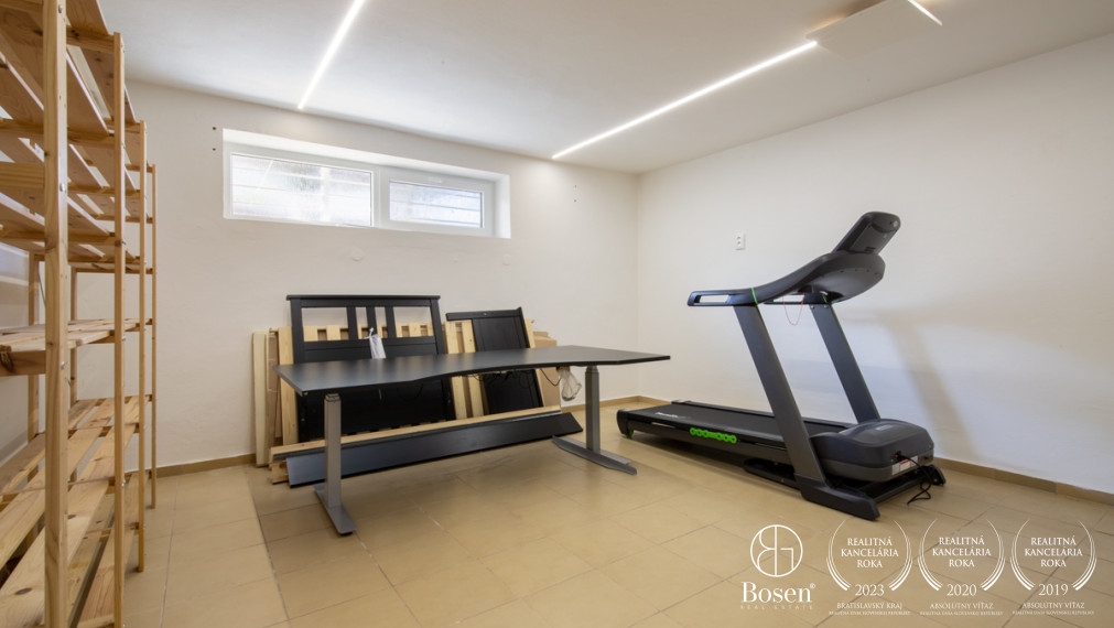 BOSEN |  RD s rozlohou 300m² pri termálnom kúpalisku