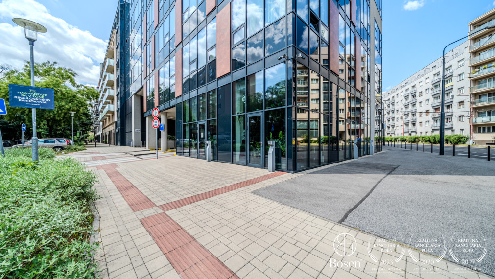 BOSEN | Prenájom Stein 2 Offices - kancelárske priestory