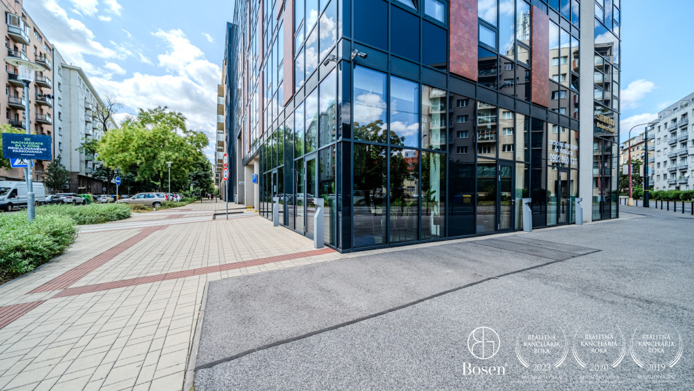 BOSEN | Prenájom Stein 2 Offices - obchodné priestory