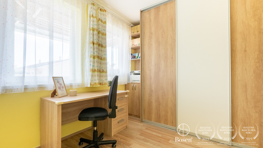 BOSEN | REZERVOVANÝ Na predaj 3 izbový byt v novostavbe s parkovacím státím, Dunajská Lužná