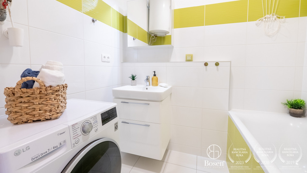 BOSEN | REZERVOVANÝ Na predaj 3 izbový byt v novostavbe s parkovacím státím, Dunajská Lužná