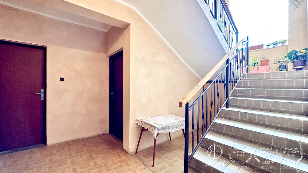 BOSEN | REZERVOVANÉ | Poschodový rodinný dom, Šávoľ, 800m2