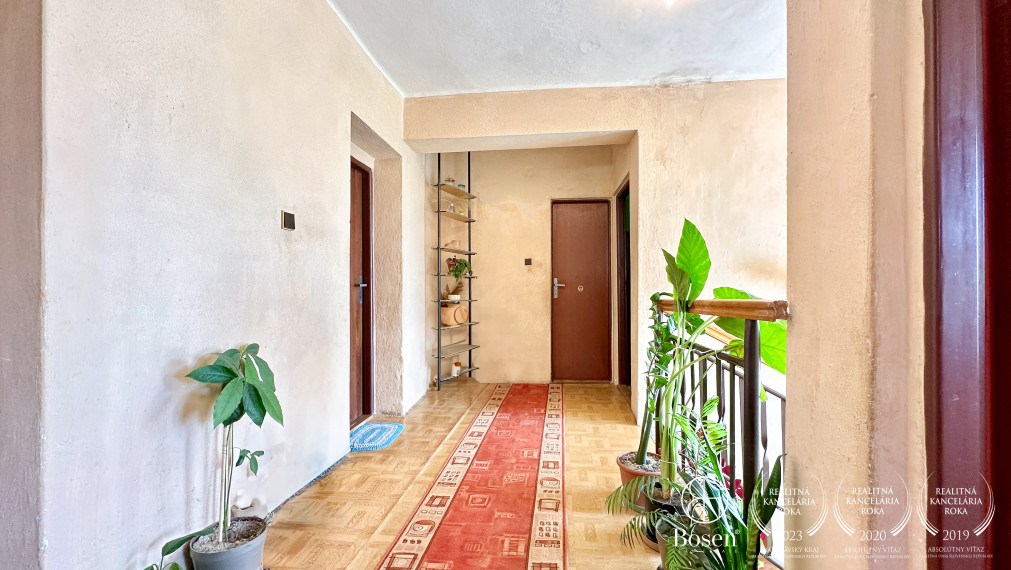 BOSEN | REZERVOVANÉ | Poschodový rodinný dom, Šávoľ, 800m2