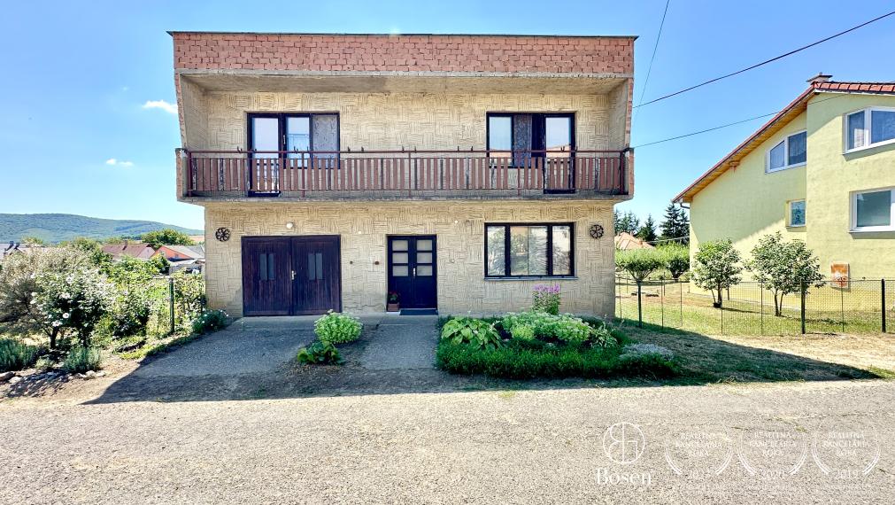 BOSEN | REZERVOVANÉ | Poschodový rodinný dom, Šávoľ, 800m2