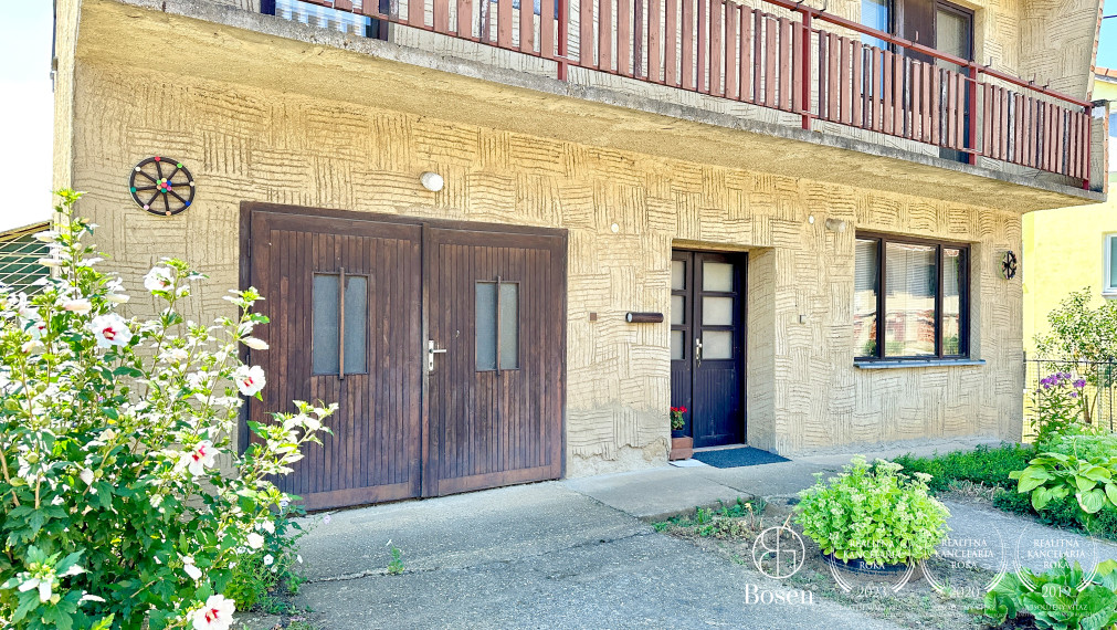 BOSEN | REZERVOVANÉ | Poschodový rodinný dom, Šávoľ, 800m2