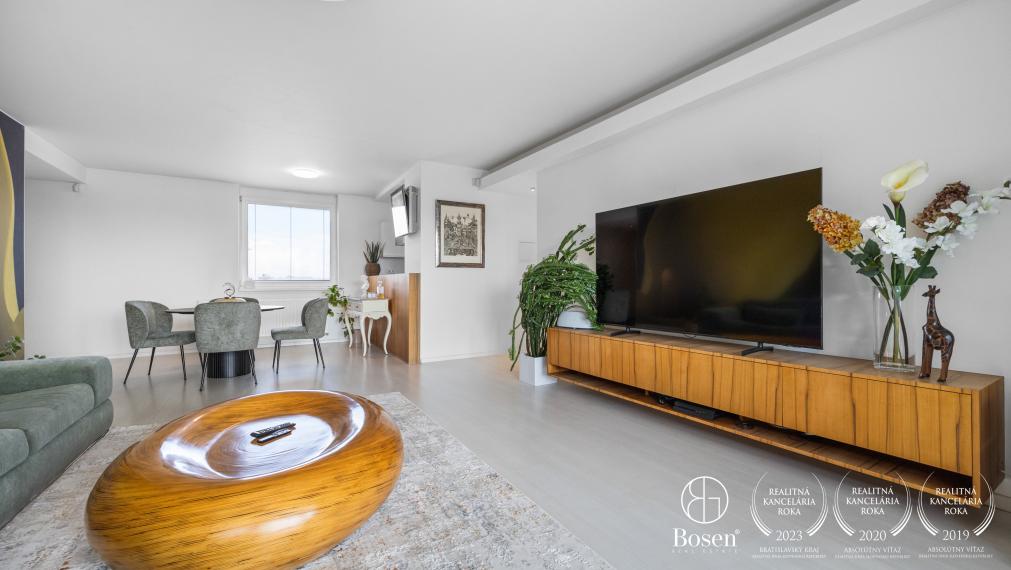 Elegantný 5-izbový byt s veľkorysou terasou vo vynikajúcej bratislavskej lokalite