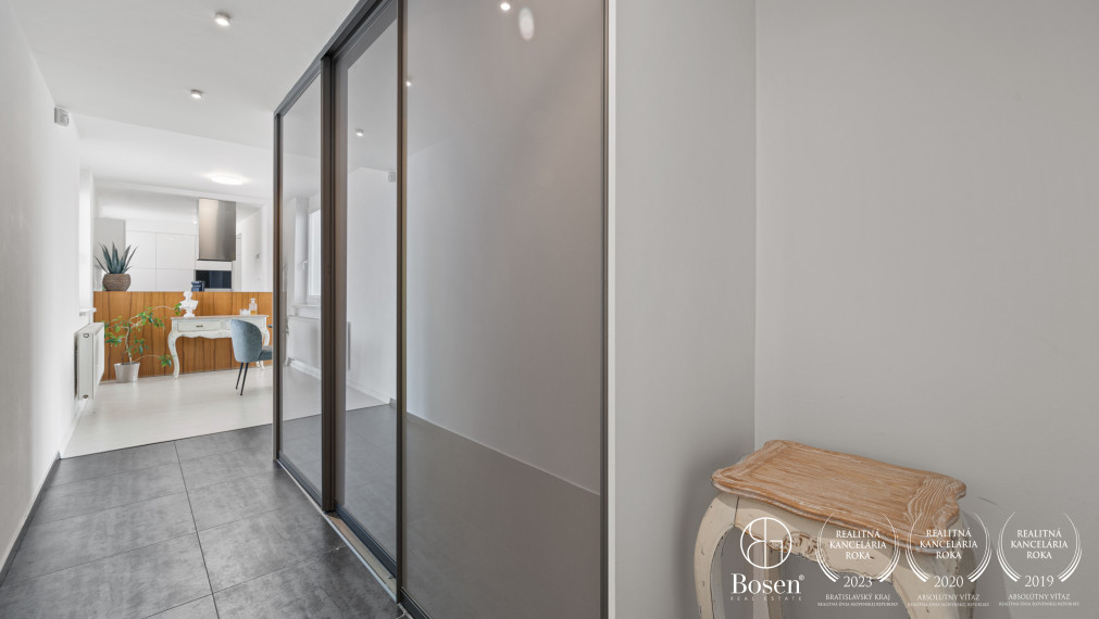 Elegantný 5-izbový byt s veľkorysou terasou vo vynikajúcej bratislavskej lokalite