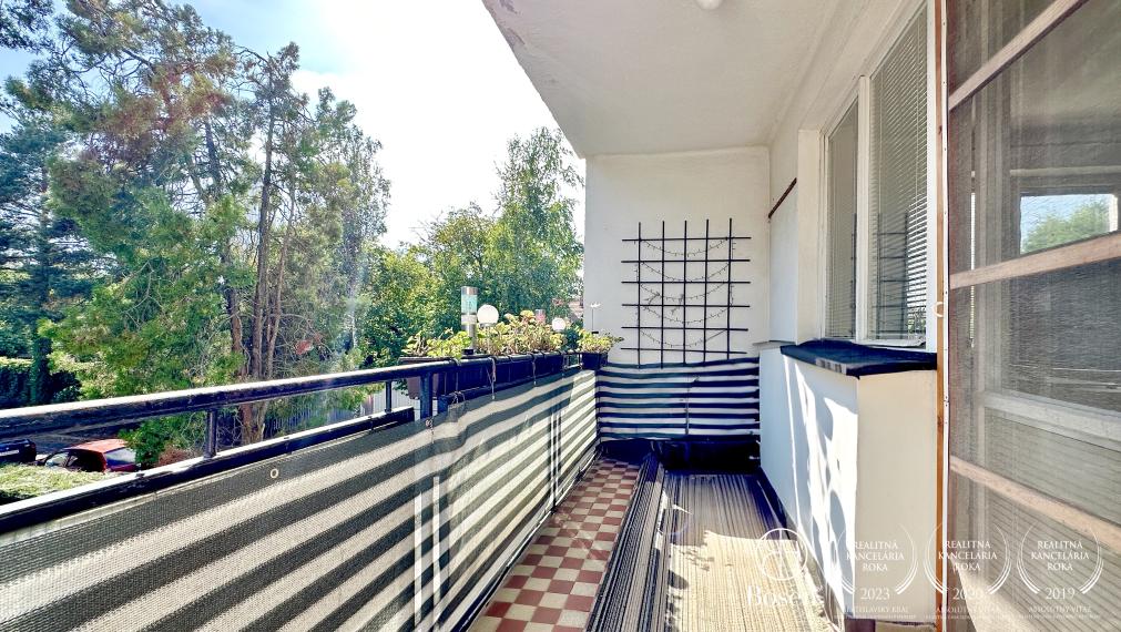 BOSEN | Priestranný 3izbový byt s veľkou loggiou a balkónom, 110m2.