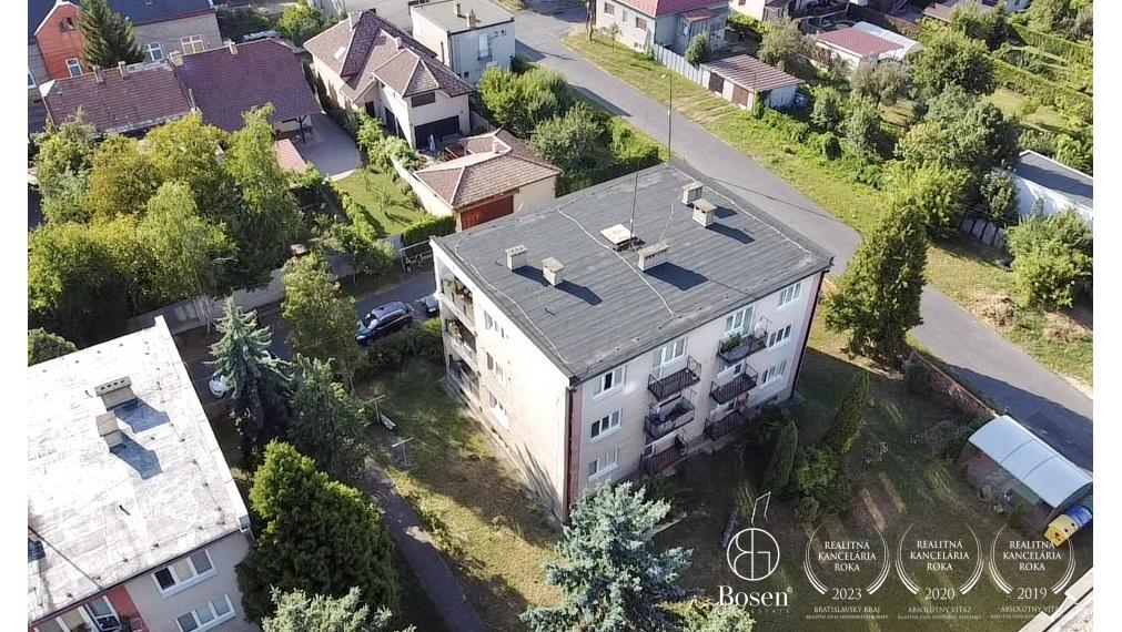 BOSEN | Priestranný 3izbový byt s veľkou loggiou a balkónom, 110m2.
