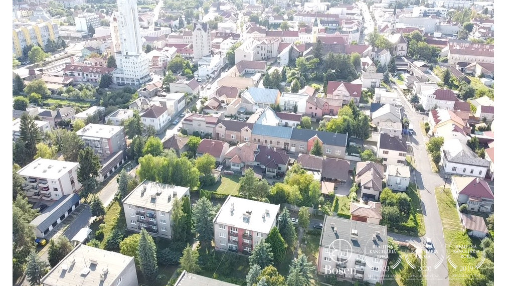 BOSEN | Priestranný 3izbový byt s veľkou loggiou a balkónom, 110m2.