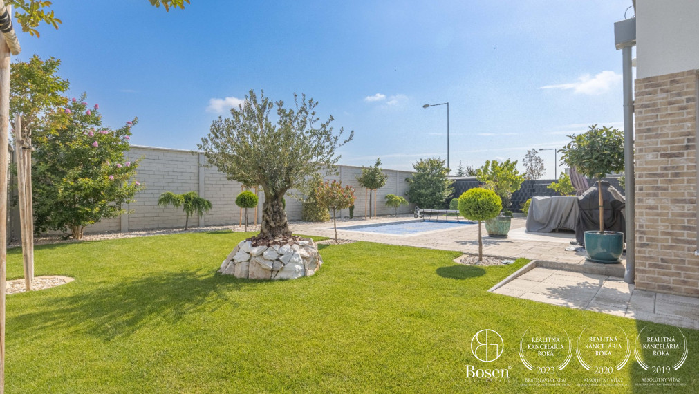 REZERVOVANÉ | 4i RD pre náročných klientov s bazénom