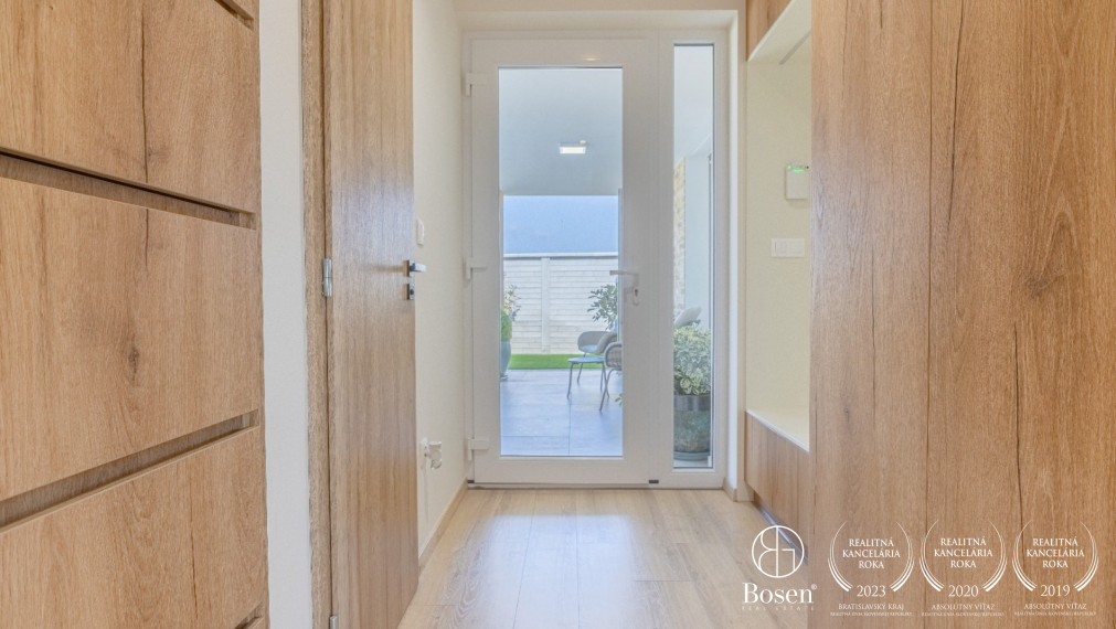 REZERVOVANÉ | 4i RD pre náročných klientov s bazénom