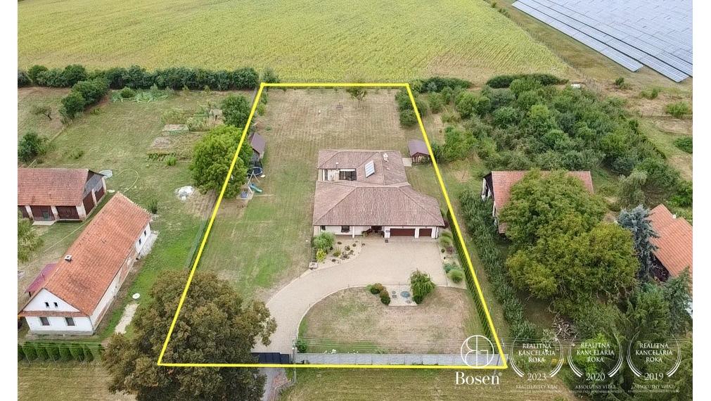 BOSEN | REZERVOVANÉ | Nadštandardná novostavba, Buzitka, 4469m2