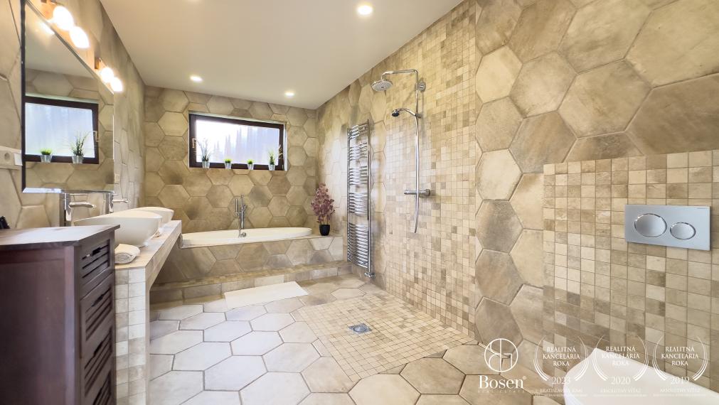 BOSEN | REZERVOVANÉ | Nadštandardná novostavba, Buzitka, 4469m2