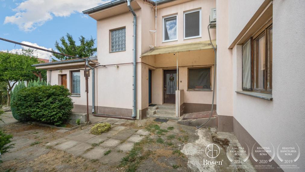 BOSEN | Na predaj rodinný dom Stupava, Lipová ulica