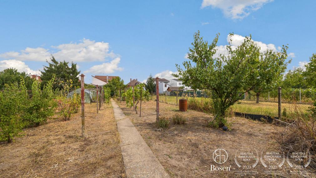 BOSEN | Na predaj rodinný dom Stupava, Lipová ulica