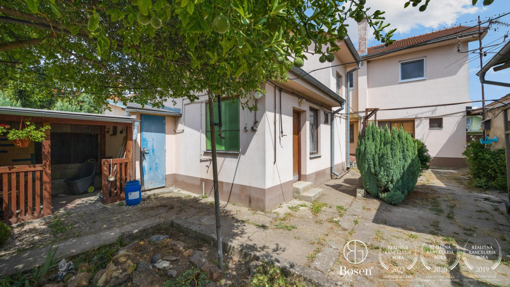 BOSEN | Na predaj rodinný dom Stupava, Lipová ulica