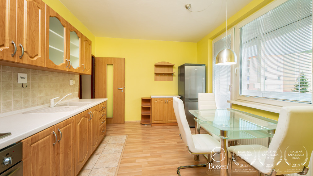 BOSEN | Na predaj 2 izbový byt na ulici SNP - Trenčianske Teplice