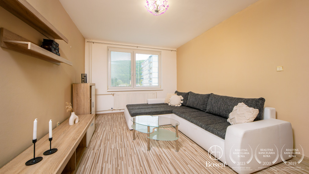 BOSEN | Na predaj 2 izbový byt na ulici SNP - Trenčianske Teplice