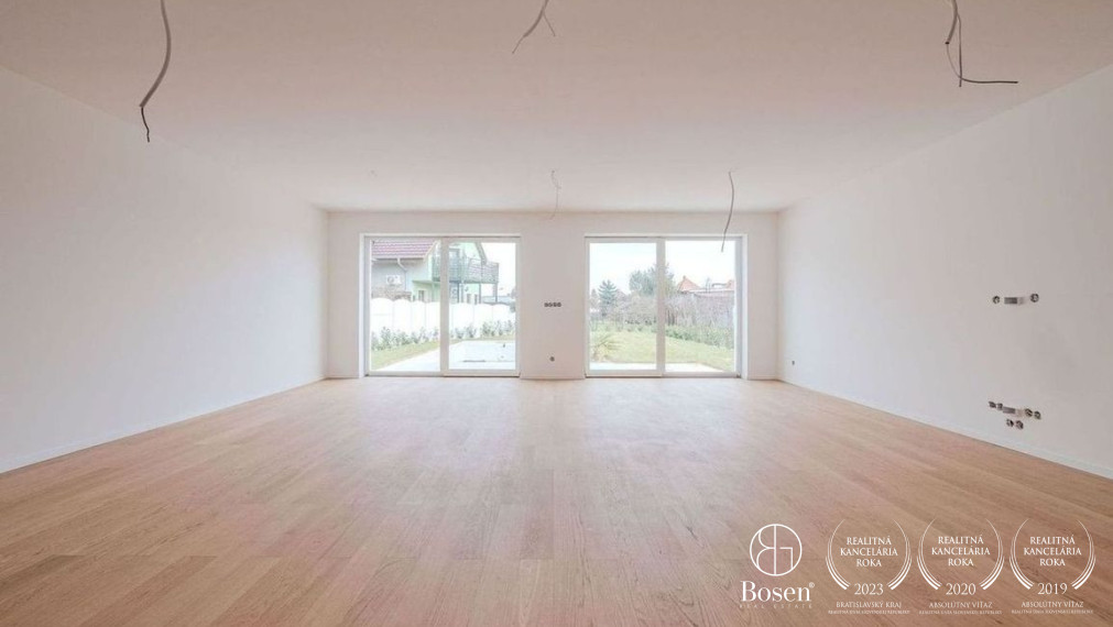 Bosen Realicity / krásny 4 izbový rodinný dom s keramickým bazénom.