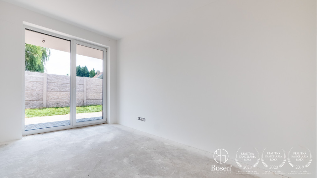 Bosen Realicity / 4 izbový rodinný dom v tichom prostredí