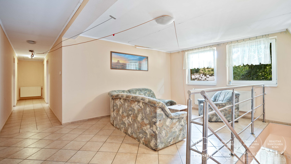 BOSEN | 8-izb penzión 3 km od termálneho kúpaliska Podhájska