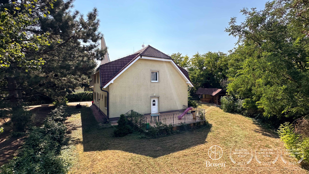 BOSEN | 8-izb penzión 3 km od termálneho kúpaliska Podhájska