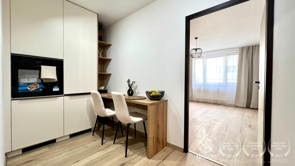 REZERVOVANÝ | Predaj 2 izbový byt na ulici Staničná -Trenčín