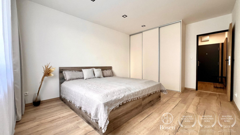 REZERVOVANÝ | Predaj 2 izbový byt na ulici Staničná -Trenčín