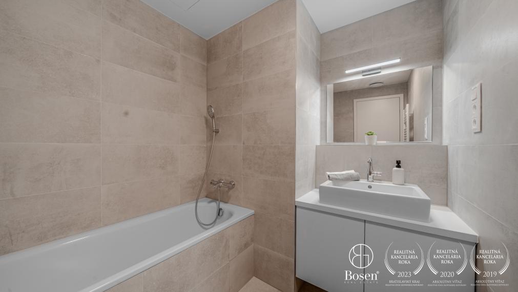 BOSEN | Prenájom 2 izbový byt, Sky Park, Bratislava - Staré Mesto