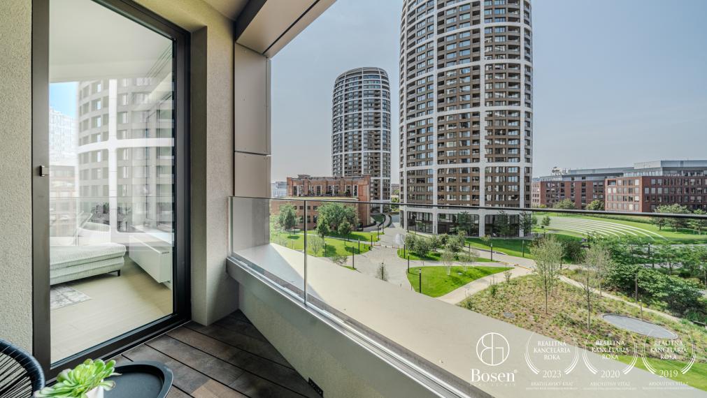 BOSEN | Zariadený 2kk byt v novostavbe Sky Park, Staré Mesto