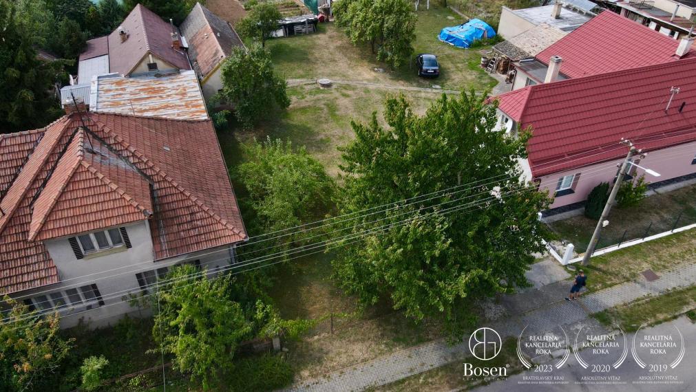 BOSEN | Na predaj stavebný pozemok v obci Kostolná - Záriečie,  663 m2