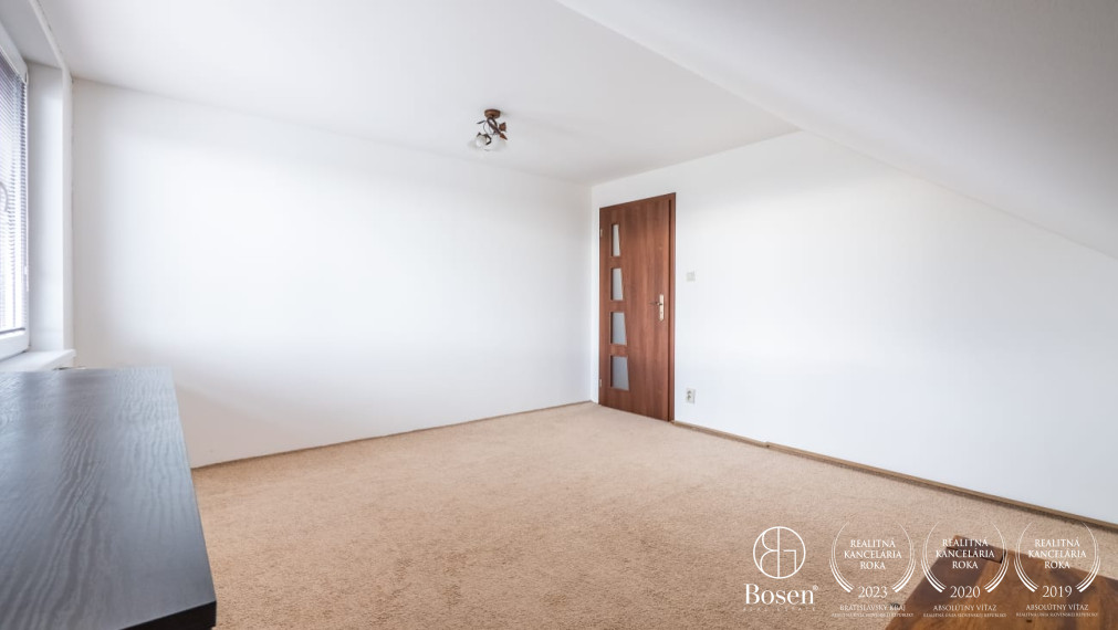 BOSEN | 7 izbový rodinný dom v obci Šaštín - Stráže